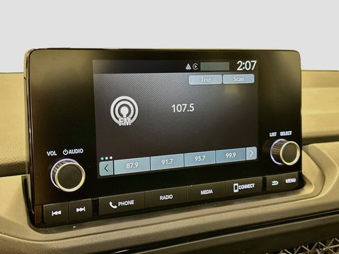 Used 2025 Honda Accord SE image 19
