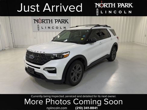 Used 2021 Ford Explorer XLT w/ Equipment Group 202A RWD image 1