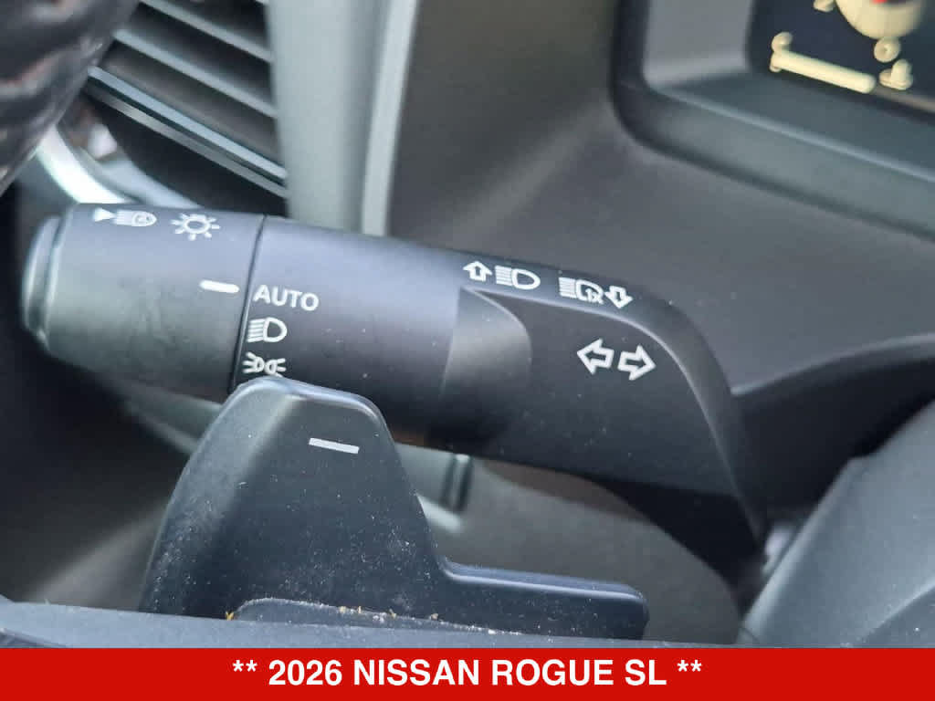 Used 2026 Nissan Rogue SL FWD image 26