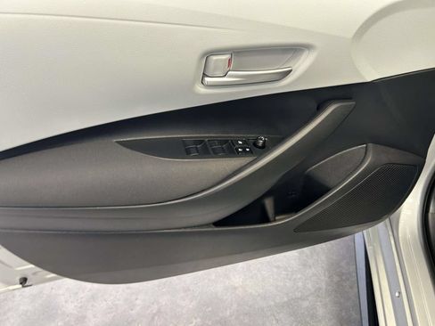 Used 2026 Toyota Corolla SE FWD image 15