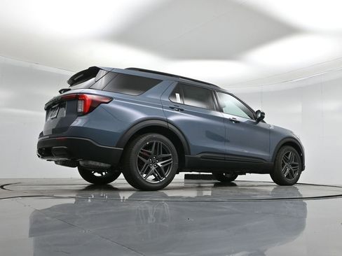 New 2026 Ford Explorer ST-Line w/ ST-Line Street Pack image 49