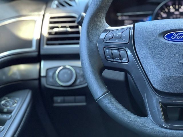 Used 2019 Ford Explorer XLT w/ Equipment Group 202A FWD image 35