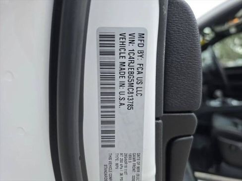 Certified 2021 Jeep Grand Cherokee Limited RWD image 37