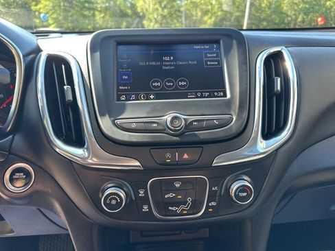 Used 2023 Chevrolet Equinox LT image 15