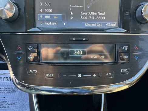Used 2016 Toyota Avalon Limited w/ Toyota Safety Sense Package image 19