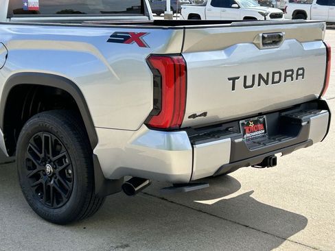 New 2026 Toyota Tundra SR5 AWD/4WD image 7