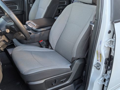 Used 2024 RAM 2500 Big Horn w/ Bed Utility Group image 16