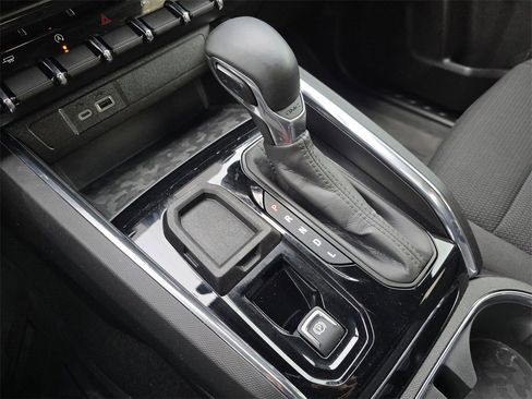 Used 2024 GMC Canyon Elevation w/ Convenience Package image 20