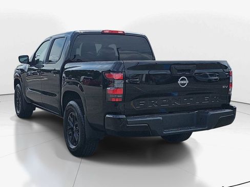 Used 2024 Nissan Frontier SV RWD image 8