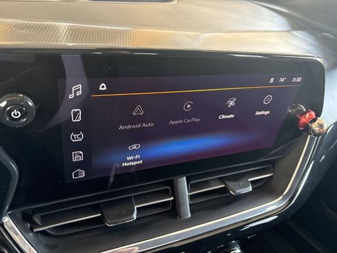 Certified 2024 Chevrolet Trax RS w/ Sunroof Package image 22