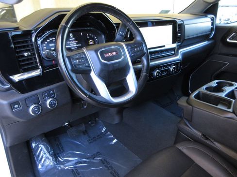 Used 2025 GMC Sierra 1500 SLT RWD image 14