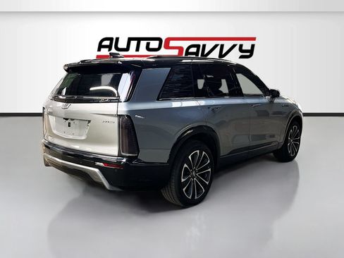 Used 2026 Cadillac Vistiq Sport AWD/4WD image 7