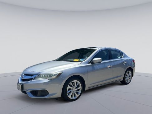 Used 2017 Acura ILX FWD image 1