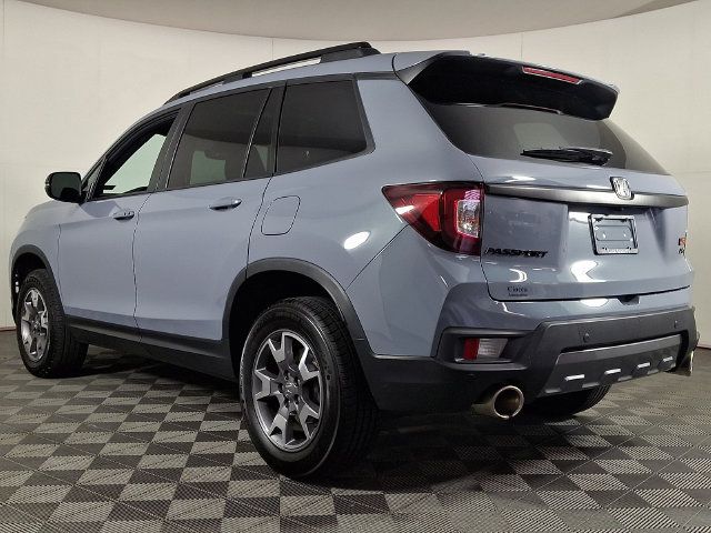 Used 2023 Honda Passport TrailSport image 7
