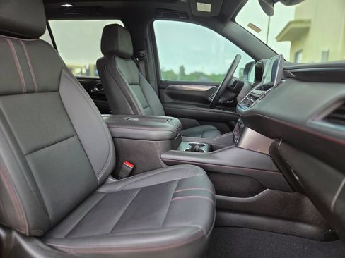 Used 2023 Chevrolet Suburban RST w/ Luxury Package RWD image 10