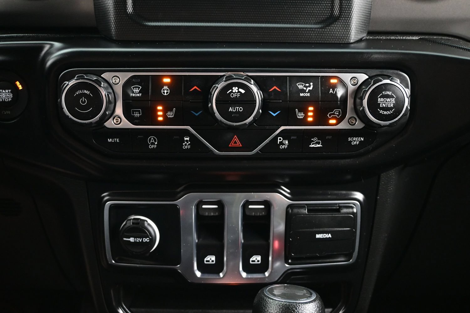 Used 2022 Jeep Wrangler Sport AWD/4WD image 21