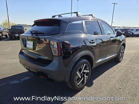 New 2026 Nissan Kicks SV w/ Cold Weather Package FWD image 5