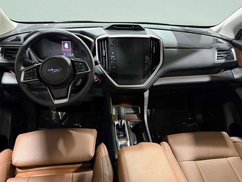 Used 2025 Subaru Ascent Touring AWD/4WD image 13