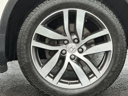 Used 2017 Honda Pilot Touring image 33