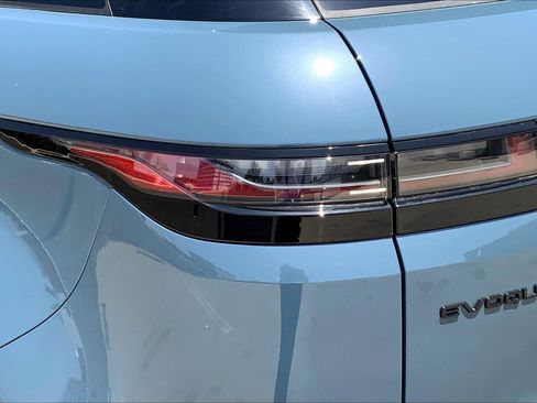 New 2026 Land Rover Range Rover Evoque S image 5