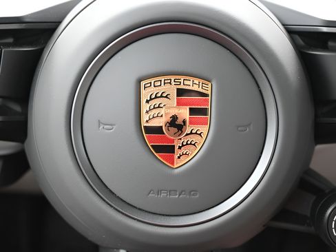 Certified 2024 Porsche 911 Carrera RWD image 24