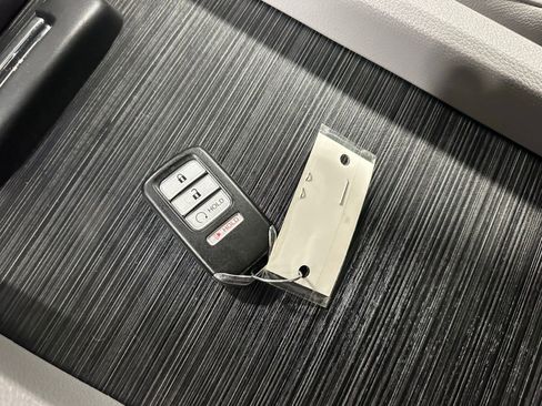 Used 2019 Honda Ridgeline RTL-T image 37