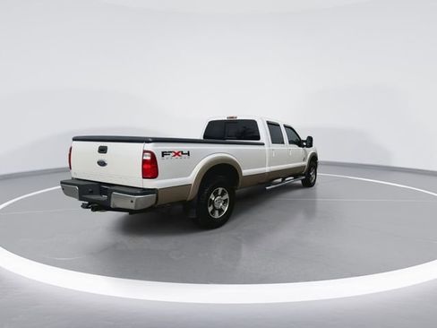 Used 2011 Ford F250 Lariat w/ Lariat Interior Pkg image 11