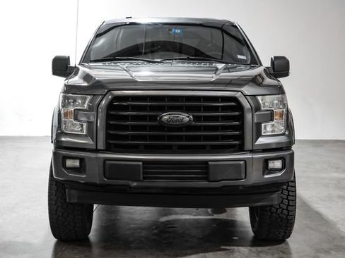 Used 2017 Ford F150 XLT w/ Equipment Group 302A Luxury RWD image 6
