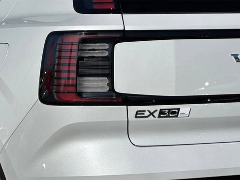 New 2026 Volvo EX30 Plus w/ Climate Package AWD/4WD image 27