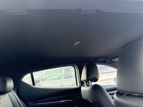 Used 2019 MAZDA MAZDA3 Hatchback FWD image 13