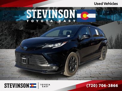 Used 2025 Toyota Sienna XLE Woodland Edition