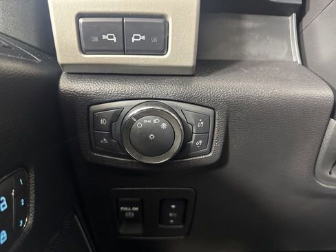 Certified 2020 Ford F150 Lariat w/ Equipment Group 502A Luxury AWD/4WD image 19