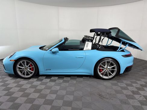 Certified 2024 Porsche 911 Targa 4 GTS AWD/4WD image 34
