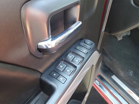 Used 2018 Chevrolet Silverado 1500 LT w/ All Star Edition image 15