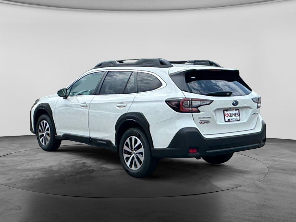 Used 2025 Subaru Outback Premium AWD/4WD image 8