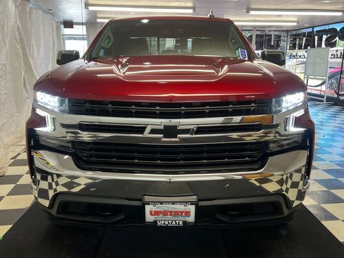 Used 2019 Chevrolet Silverado 1500 LT w/ All-Star Edition AWD/4WD image 2