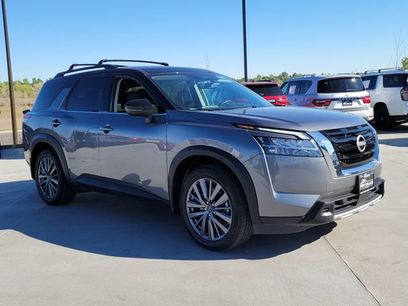 Used 2023 Nissan Pathfinder SL w/ SL Premium Package