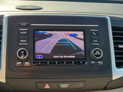 Used 2018 Honda Pilot LX image 26