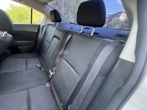 Used 2012 MAZDA MAZDA3 i Touring FWD image 12