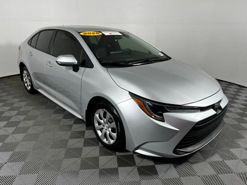 Certified 2025 Toyota Corolla LE FWD image 3