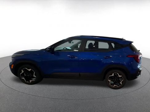 Used 2025 Kia Seltos S FWD image 7