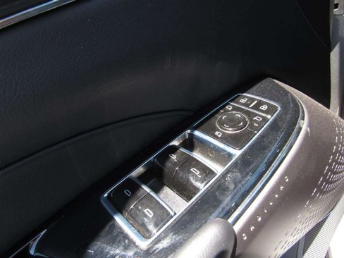Used 2024 Cadillac Lyriq Sport RWD image 20