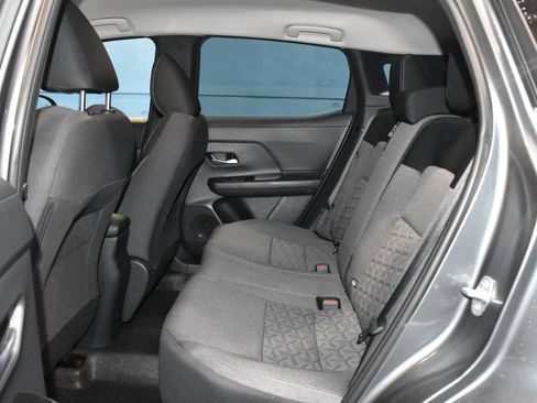 Certified 2025 Nissan Kicks SV image 16