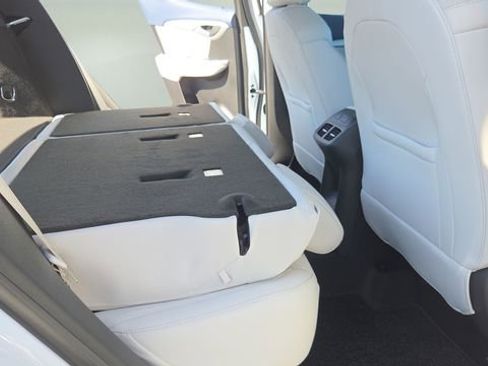 New 2026 Buick Envision Avenir image 23