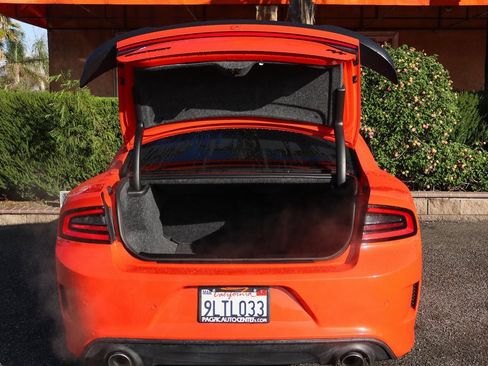 Used 2023 Dodge Charger R/T w/ Harman/Kardon Audio Group image 7