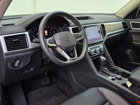 Certified 2022 Volkswagen Atlas SEL AWD/4WD image 24