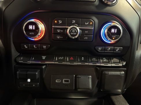 Used 2021 GMC Sierra 3500 AT4 w/ Gooseneck/5TH Wheel Package image 1