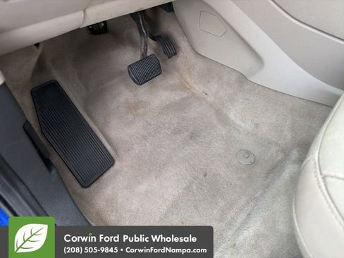 Used 2016 Ford Escape Titanium w/ Equipment Group 301A AWD/4WD image 26