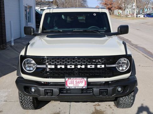 New 2025 Ford Bronco Big Bend w/ Black Diamond Package image 3