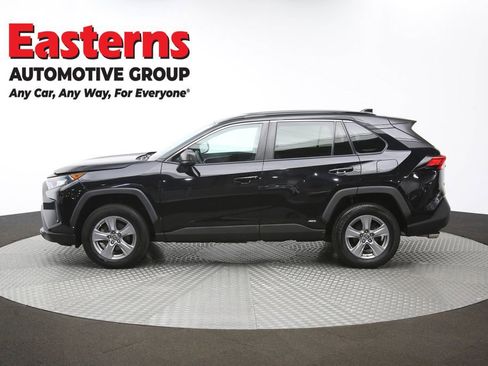 Used 2022 Toyota RAV4 LE image 59
